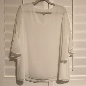 Calvin Klein 2/3 Flutter Sleeve Blouse